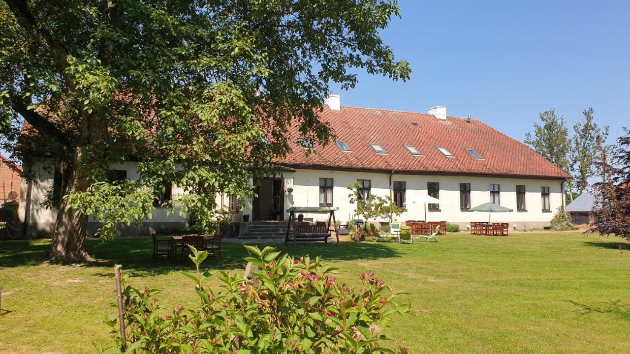 Folwark Goscino-Dwor Bed and Breakfast Eksteriør billede