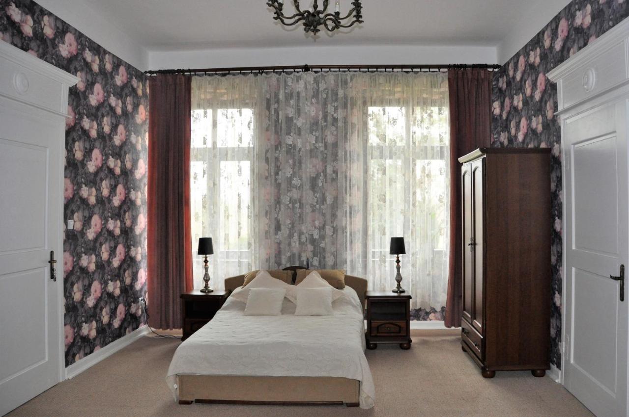 Folwark Goscino-Dwor Bed and Breakfast Eksteriør billede