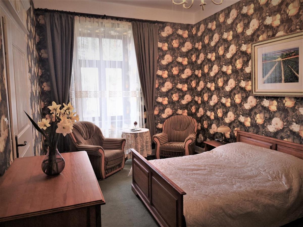 Folwark Goscino-Dwor Bed and Breakfast Eksteriør billede