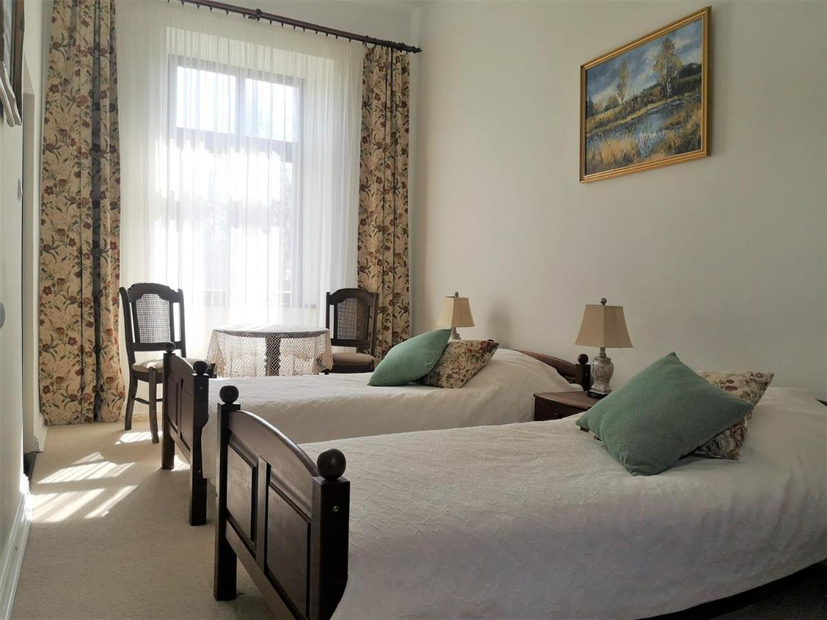 Folwark Goscino-Dwor Bed and Breakfast Eksteriør billede